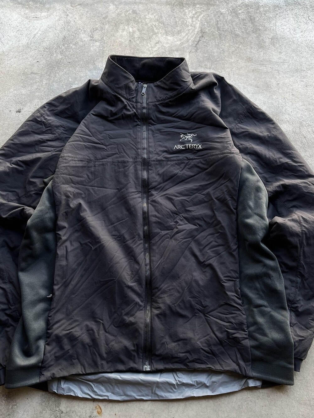 Arc'teryx Atom LT Jacket Mens XL Black Lightweight Insulated Mid Layer Zip VTG